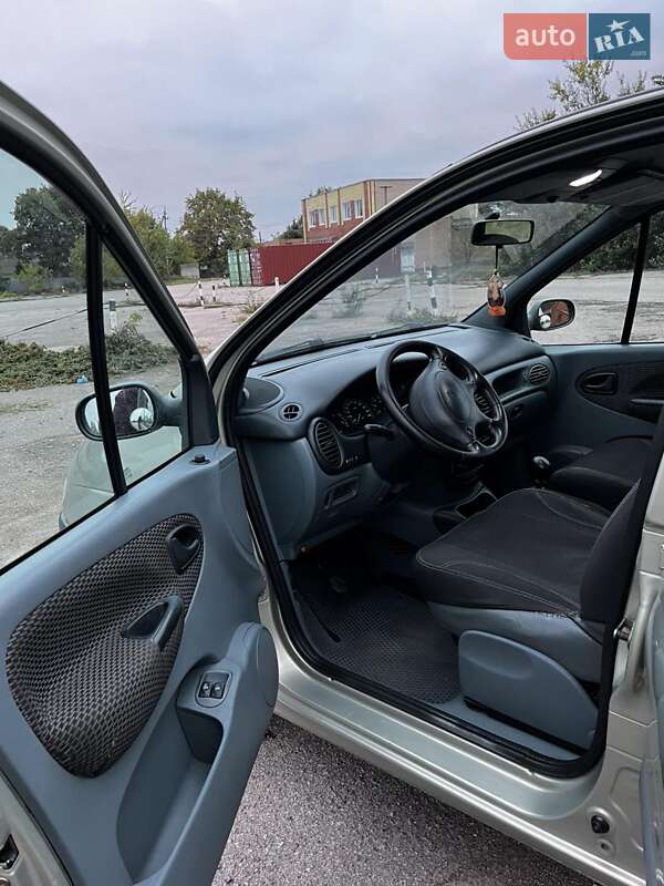 Мінівен Renault Megane Scenic 1998 в Прилуках фото 9 Мінівен Renault Megane Scenic 1998 в Прилуках