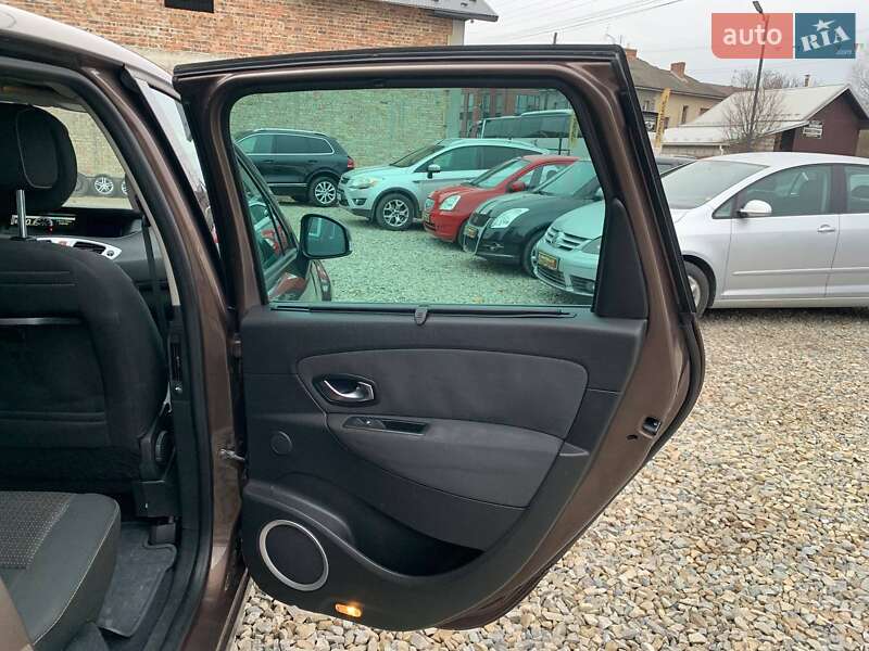 Мінівен Renault Megane Scenic 2010 в Коломиї