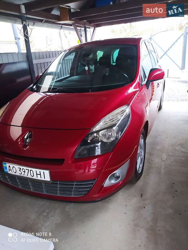 Мінівен Renault Megane Scenic 2009 в Мукачевому