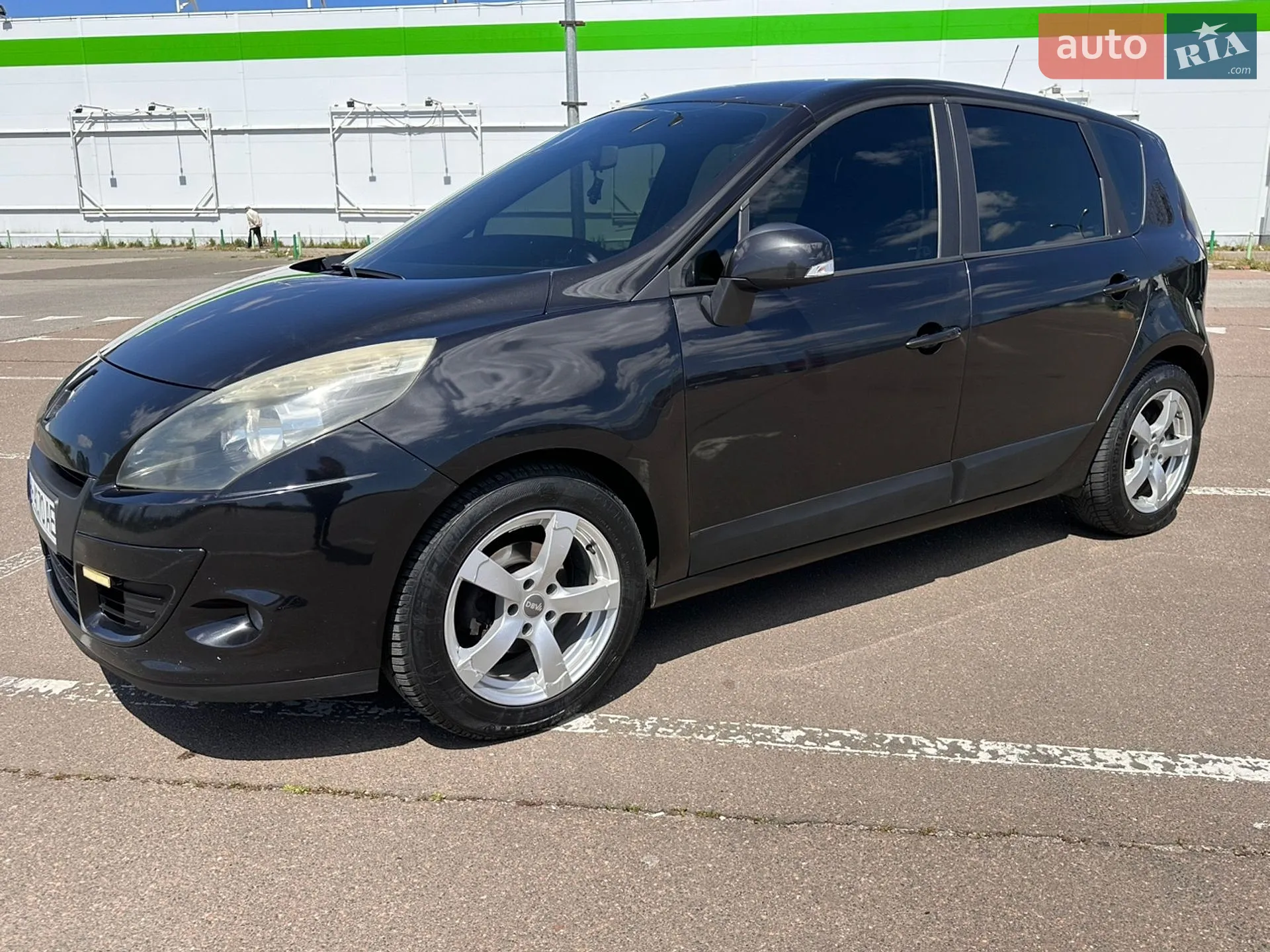 2010 Renault Scenic - мініатюра 12