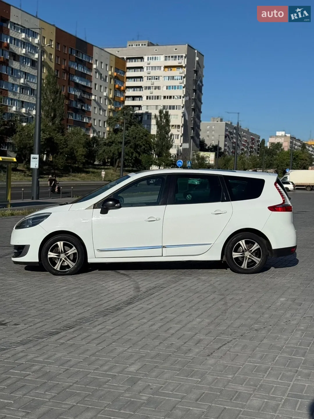 2012 Renault Scenic - мініатюра 2