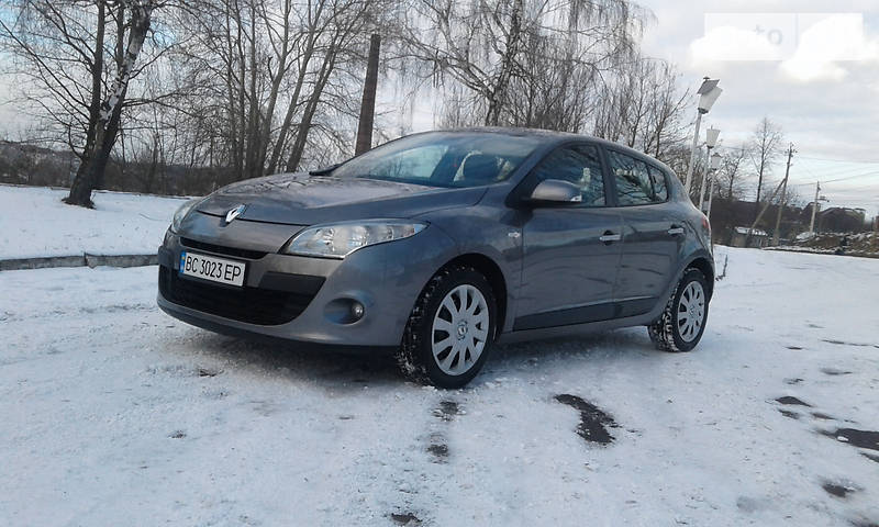 Хэтчбек Renault Megane 2010 в Золочеве