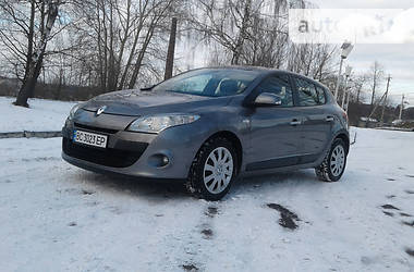 Хэтчбек Renault Megane 2010 в Золочеве