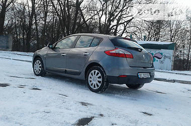 Хэтчбек Renault Megane 2010 в Золочеве