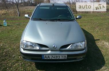 Седан Renault Megane 1998 в Києві