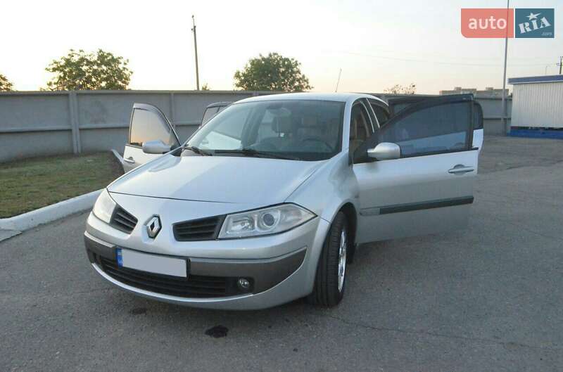 Седан Renault Megane 2006 в Кропивницком
