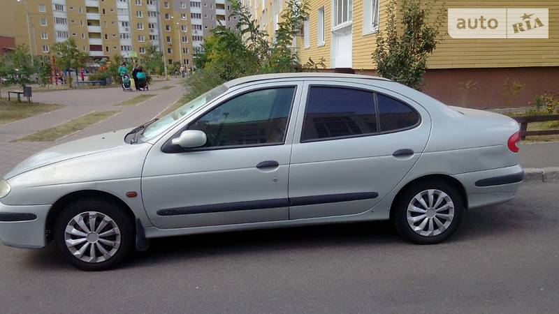 Седан Renault Megane 2003 в Києві