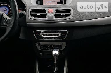 Хетчбек Renault Megane 2014 в 