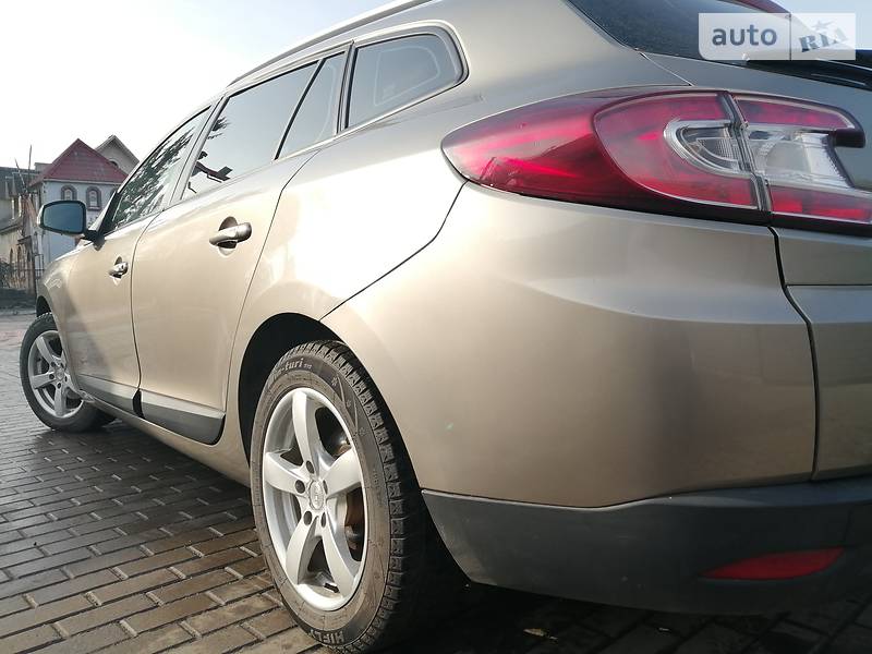 Універсал Renault Megane 2010 в Радивиліві фото 23 Універсал Renault Megane 2010 в Радивиліві