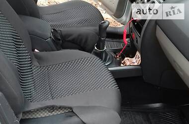 Седан Renault Megane 2004 в 