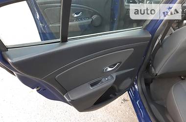 Хетчбек Renault Megane 2009 в 