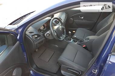 Хетчбек Renault Megane 2009 в 