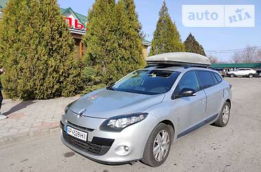 Універсал Renault Megane 2011 в  фото 2 Універсал Renault Megane 2011 в