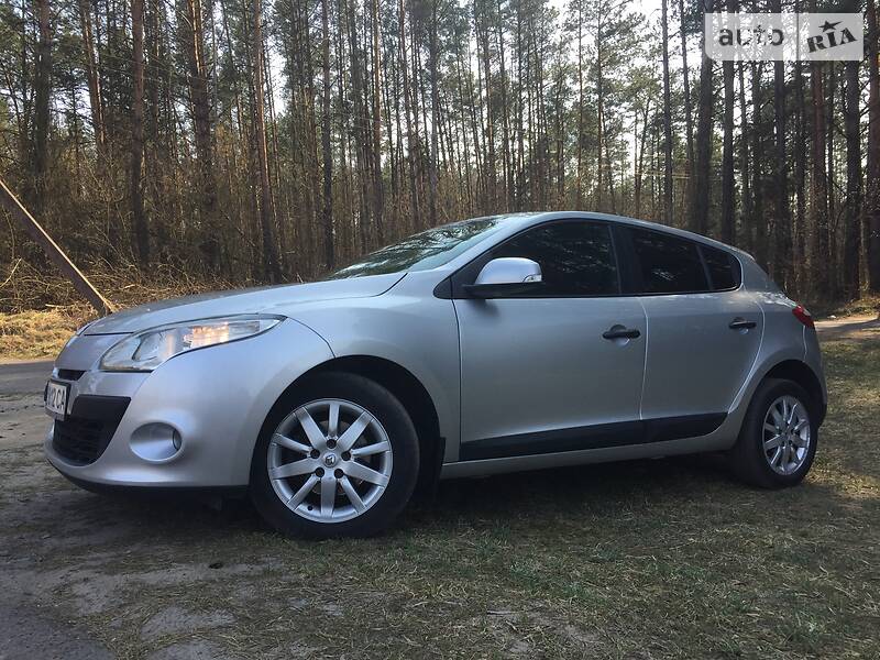 Хэтчбек Renault Megane 2010 в Ровно