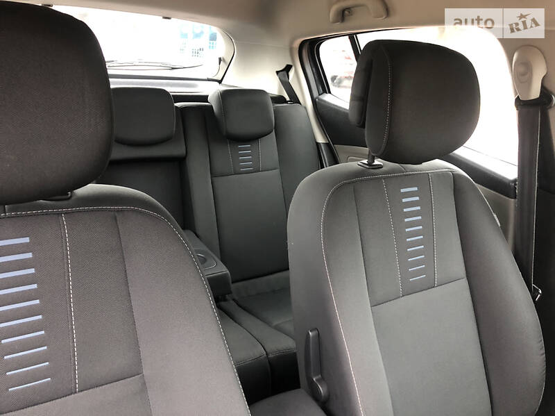 Хетчбек Renault Megane 2010 в Рівному фото 21 Хетчбек Renault Megane 2010 в Рівному