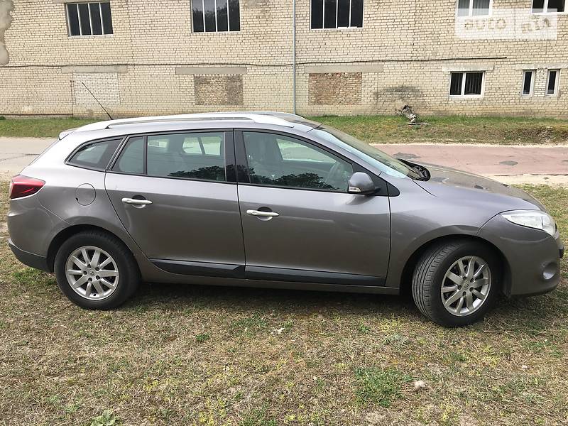 Універсал Renault Megane 2010 в Вараші фото 4 Універсал Renault Megane 2010 в Вараші