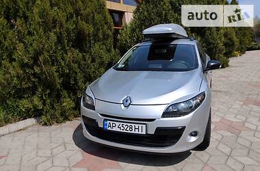 Універсал Renault Megane 2011 в  фото 27 Універсал Renault Megane 2011 в
