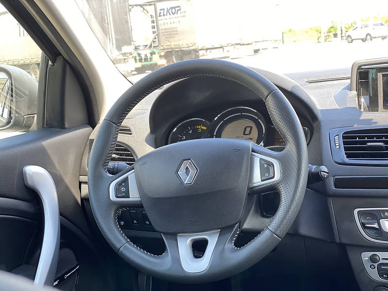 Універсал Renault Megane 2012 в Рівному фото 34 Універсал Renault Megane 2012 в Рівному