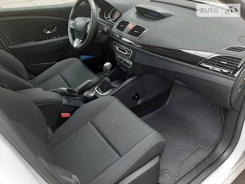 Універсал Renault Megane 2011 в Львові фото 13 Універсал Renault Megane 2011 в Львові