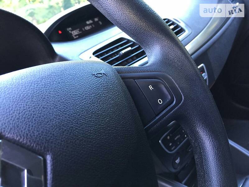 Універсал Renault Megane 2010 в Самборі фото 15 Універсал Renault Megane 2010 в Самборі