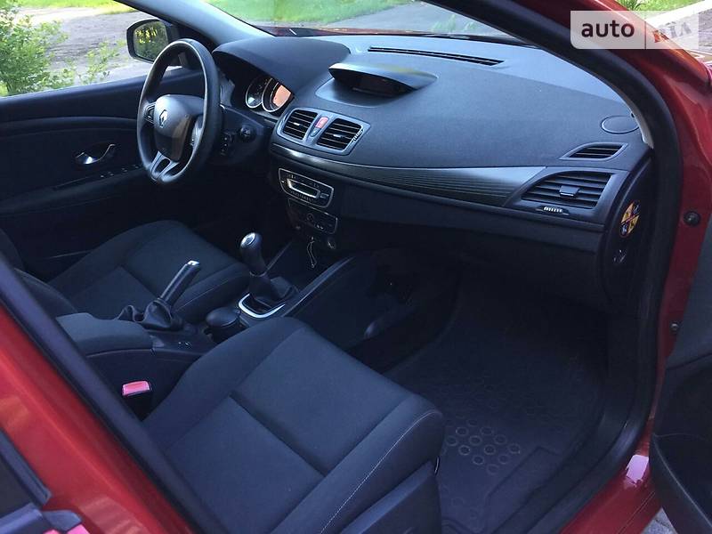 Універсал Renault Megane 2010 в Самборі фото 30 Універсал Renault Megane 2010 в Самборі