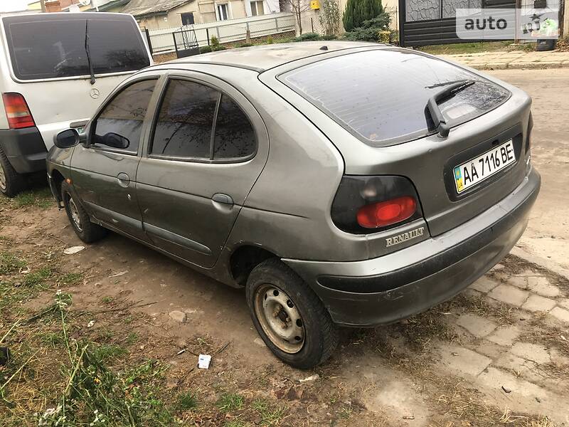 Хэтчбек Renault Megane 1996 в Луцке