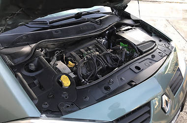 Седан Renault Megane 2005 в 