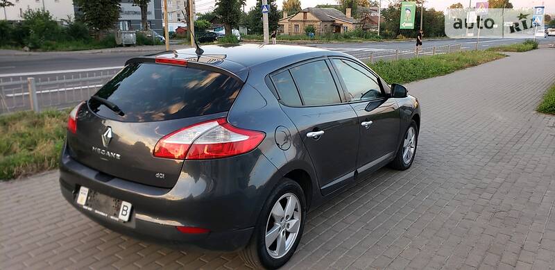 Хэтчбек Renault Megane 2010 в Ровно