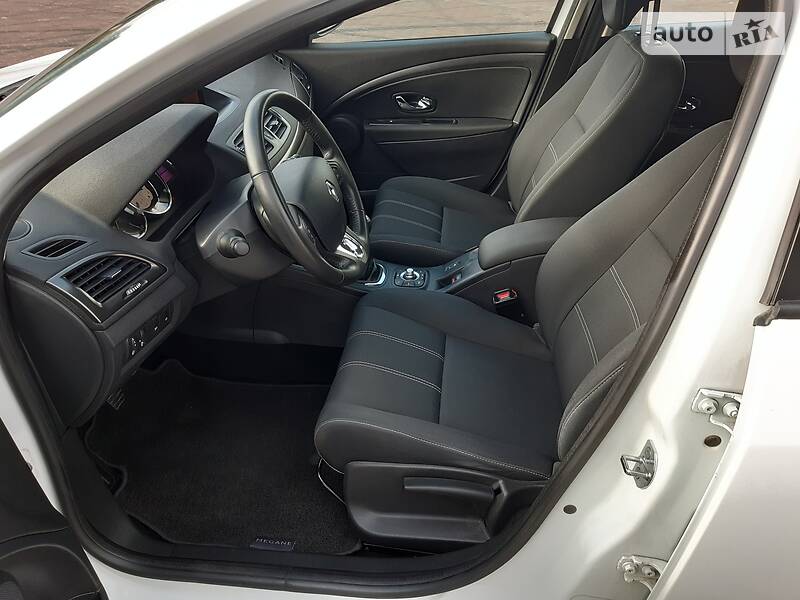 Універсал Renault Megane 2014 в Житомирі фото 27 Універсал Renault Megane 2014 в Житомирі