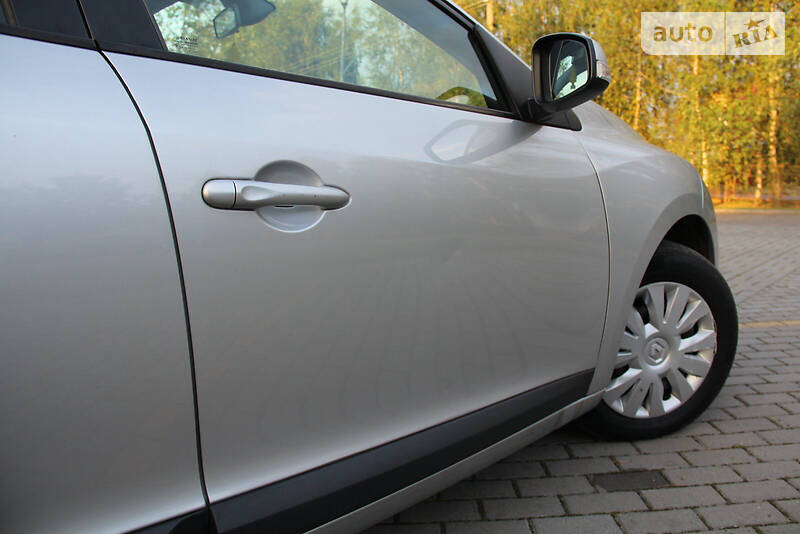 Універсал Renault Megane 2009 в Дрогобичі фото 48 Універсал Renault Megane 2009 в Дрогобичі