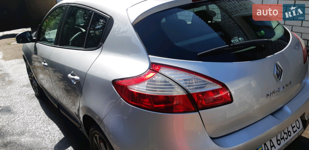 2010 Renault Megane - мініатюра 8