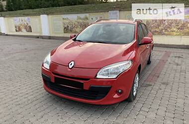 Универсал Renault Megane 2010 в Остроге