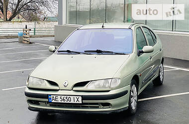 Хэтчбек Renault Megane 1998 в Каменском
