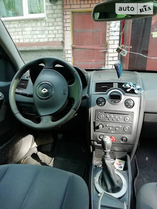 Хэтчбек Renault Megane 2004 в Коростене