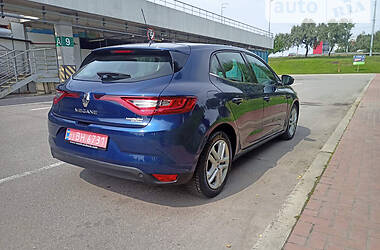 Хэтчбек Renault Megane 2017 в Киеве