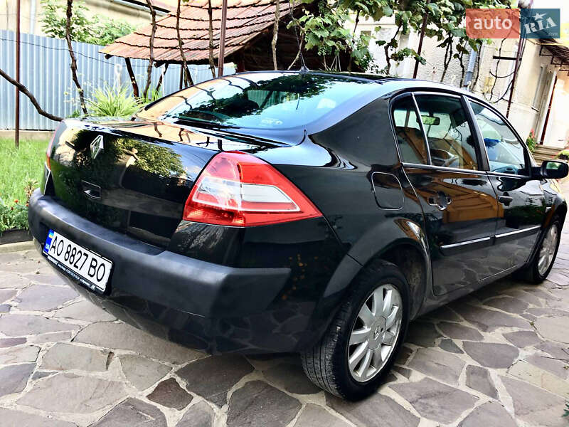 Седан Renault Megane 2007 в Мукачево