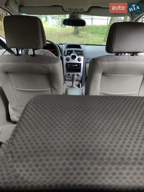 Хэтчбек Renault Megane 2003 в Теофиполе фото 21 Хэтчбек Renault Megane 2003 в Теофиполе