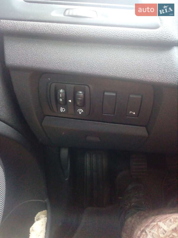 Універсал Renault Megane 2010 в Гребінці