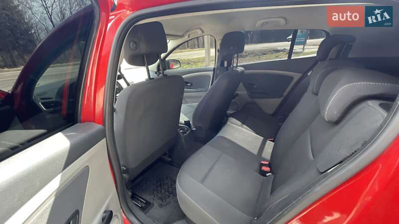 Хэтчбек Renault Megane 2010 в Трускавце фото 19 Хэтчбек Renault Megane 2010 в Трускавце