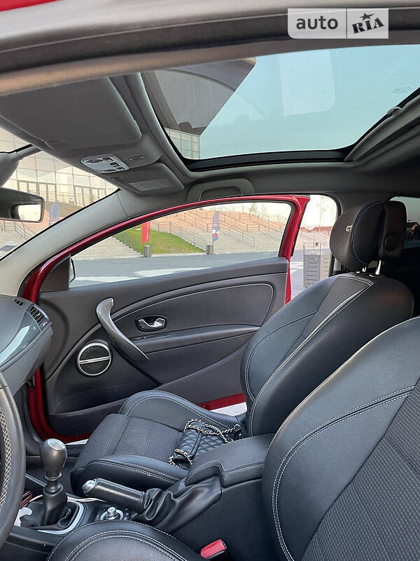 Купе Renault Megane 2011 в Шостці