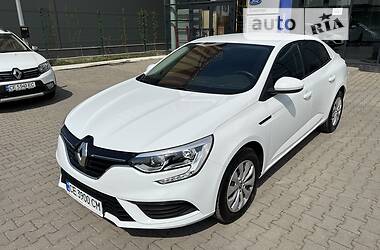 Седан Renault Megane 2019 в Черновцах