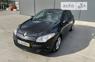 Хэтчбек Renault Megane 2011 в Первомайске