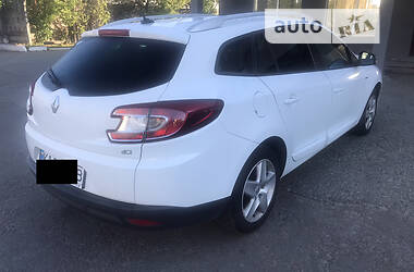 Универсал Renault Megane 2015 в Киеве