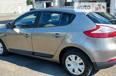 Хэтчбек Renault Megane 2011 в Черновцах