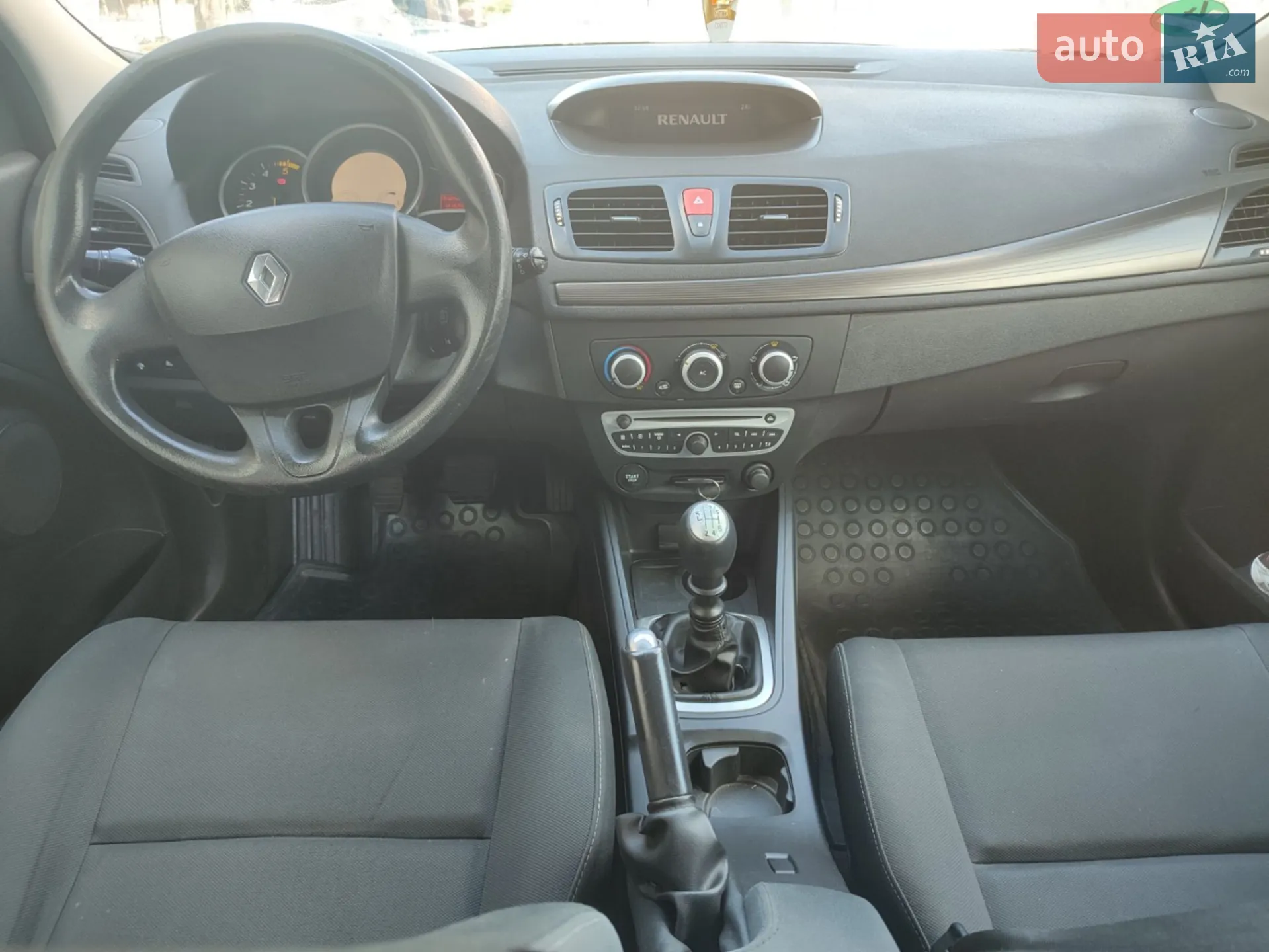 2010 Renault Megane - мініатюра 20
