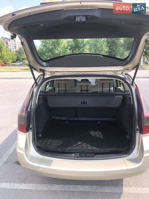 Универсал Renault Megane 2007 в Ивано-Франковске фото 7 Универсал Renault Megane 2007 в Ивано-Франковске