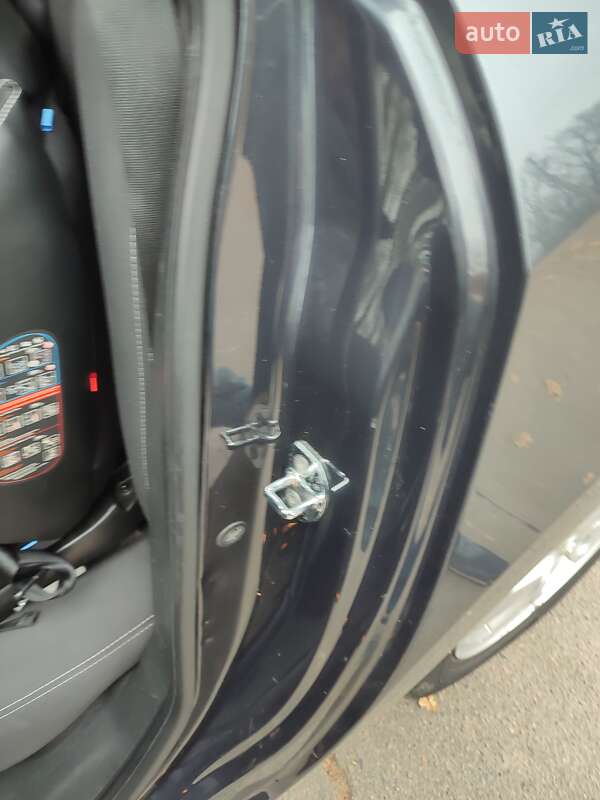 Универсал Renault Megane 2010 в Умани фото 131 Универсал Renault Megane 2010 в Умани