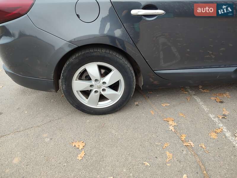 Универсал Renault Megane 2010 в Умани фото 202 Универсал Renault Megane 2010 в Умани
