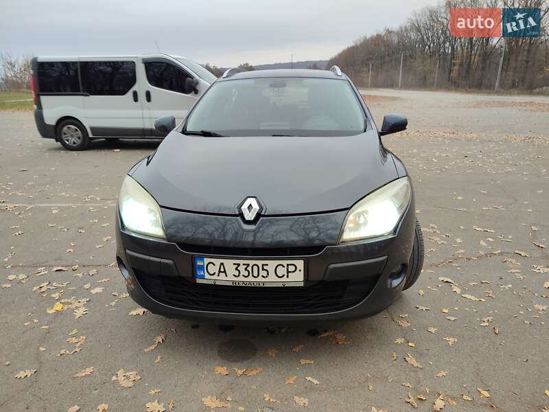 Универсал Renault Megane 2010 в Умани фото 203 Универсал Renault Megane 2010 в Умани