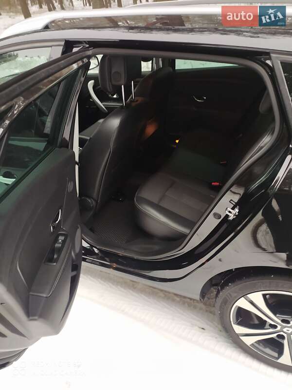 Универсал Renault Megane 2011 в Сарнах